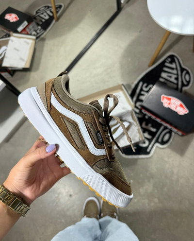VANS ULTRARANGE