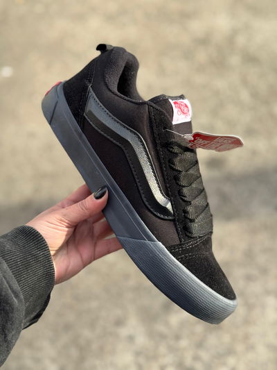 VANS KNU TRIPLE BLACK