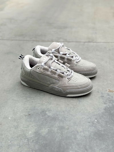ADIDAS 2000 - GREY