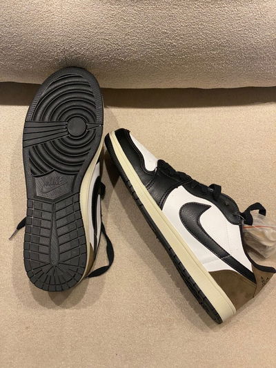 NIKE AIR JORDAN LOW 