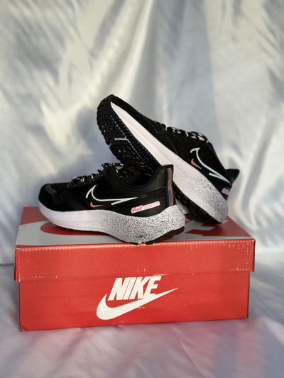 NIKE AIR ZOOM BLACK & PINK