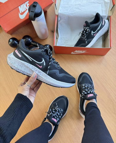 NIKE AIR ZOOM BLACK & PINK