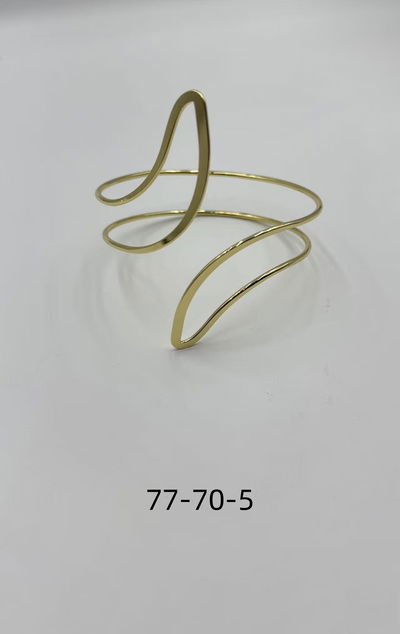 BRAZALETE DE METAL DORADO X UNIDAD