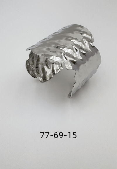 PULSERA DE METAL PLATEADO X UNIDAD