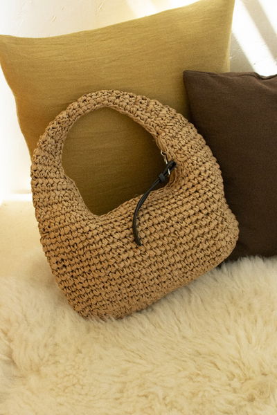 CARTERA DE RAFIA MARRON 29X34 X UNIDAD