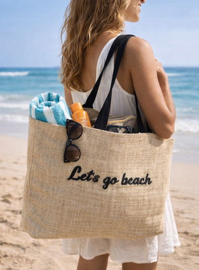 BOLSO DE RAFIA CON LETRAS Y MANIJA NEGRA X UNIDAD