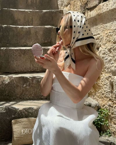 PAÑUELO MEDIANO DE RASO 70X70 X UNIDAD