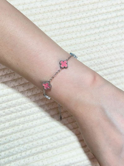 PULSERA DE ACERO CON 5 DIJES X UNIDAD