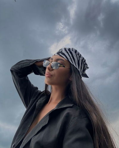 PAÑUELO MEDIANO DE RASO 70X70 X UNIDAD