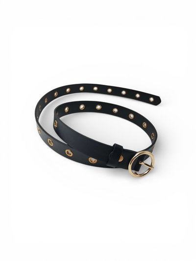 CINTO ECOCUERO NEGRO CON AGUJEROS Y TACHAS X UNIDAD