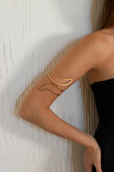 BRAZALETE DE METAL DORADO X UNIDAD