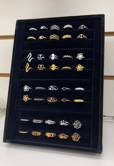 EXHIBIDOR PARA ANILLOS Y AROS PLANOS X UNIDAD