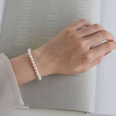 PULSERA PERLAS 0,5 CM X UNIDAD
