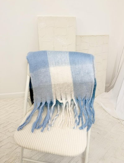 BUFANDA NUBE XL CUADROS 250X40 X UNIDAD