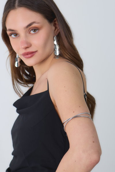 BRAZALETE DE METAL PLATEADO X UNIDAD
