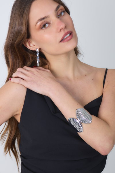 PULSERA LÍNEA PREMIUM SHELL ANCHA PLATEADA X UNIDAD