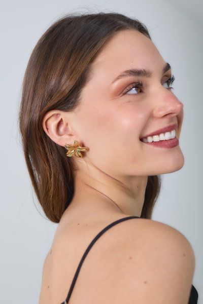 AROS DE ACERO DORADO FLOR HAWAIANA X PAR