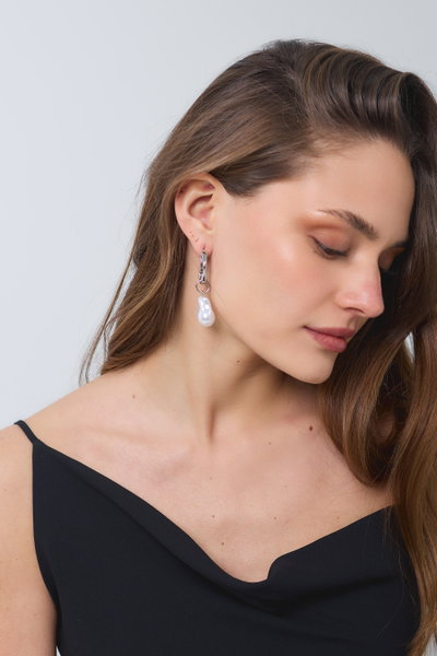 AROS PLATEADOS CON PERLA X PAR.