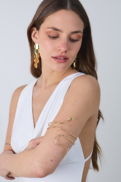 BRAZALETE DE METAL DORADO X UNIDAD