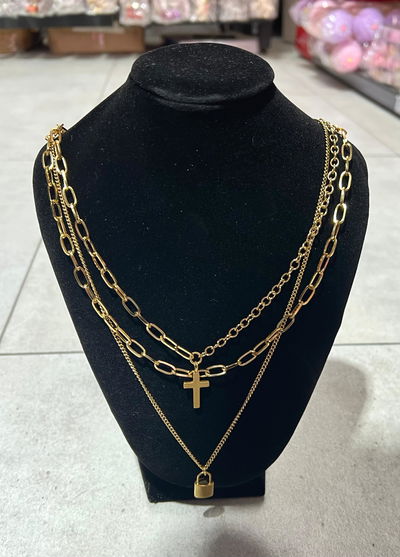 COLGANTE ACERO DORADO TRIPLE CON DIJE X PCS