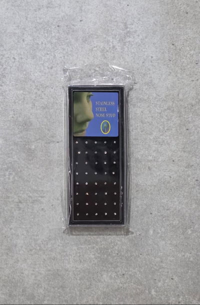 AROS X 40 PCS HIPOALARGENICO RECTO PARA NARIZ BLANCO