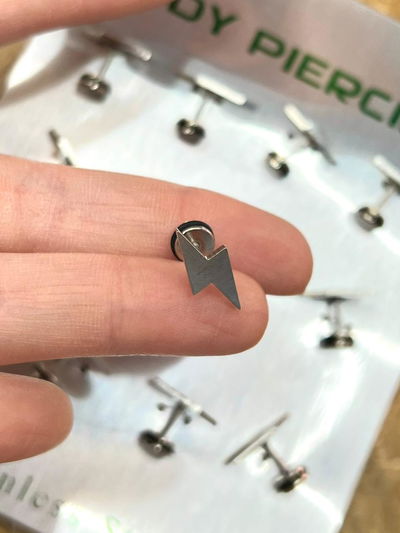 AROS PIERCING X 12 PCS CON FORMAS.