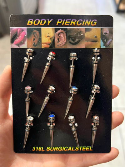 AROS PIERCING X 12 PCS CON STRASS.