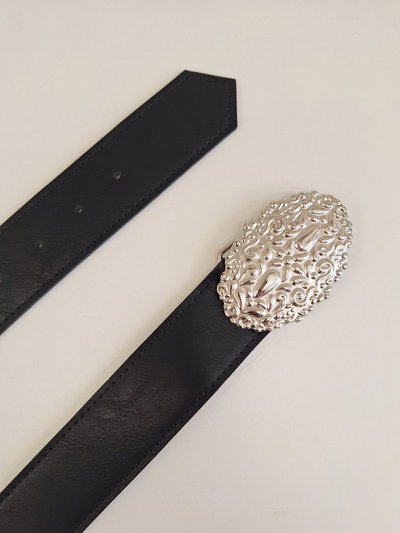 CINTO NEGRO HEBILLA VINTAGE X UNIDAD