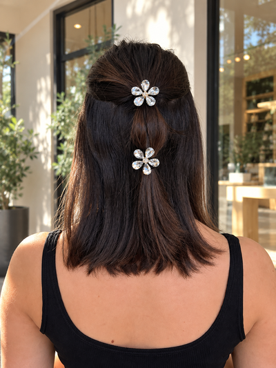 COLITA DE PELO CON APLIQUE PLATEADO Y STRASS X UNIDAD