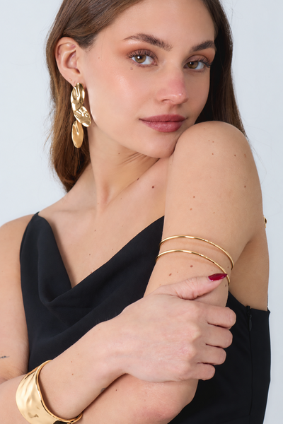 BRAZALETE DE METAL DORADO X UNIDAD