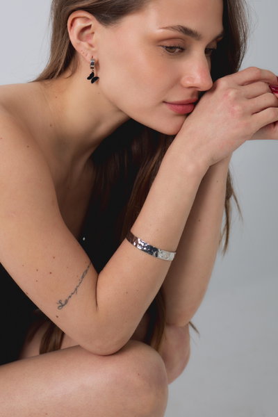 PULSERA DE METAL PLATEADO X UNIDAD