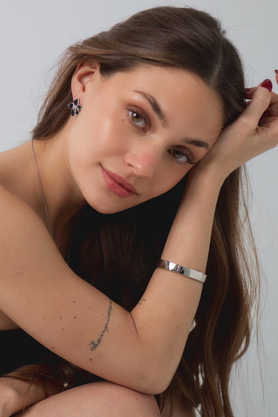 PULSERA LÍNEA PREMIUM MINIMALISTA PLATEADA X UNIDAD