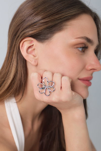 ANILLO ACERO REGULABLE FLOR GRANDE X UNIDAD