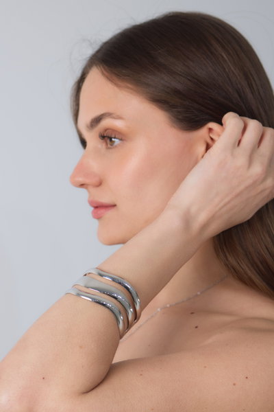 PULSERA DE METAL PLATEADO X UNIDAD