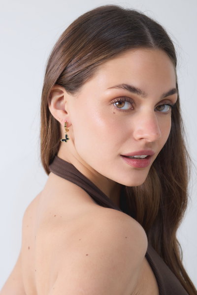 AROS DE ACERO DORADO ARGOLLA CON MARIPOSA NEGRA X PAR
