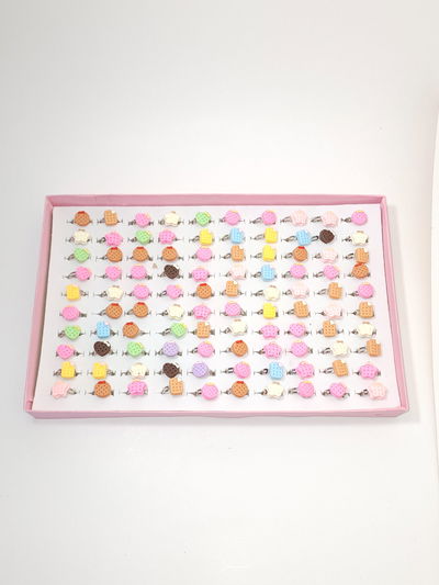 ANILLOS INFANTIL CON APLIQUE X 100 PCS CAJA