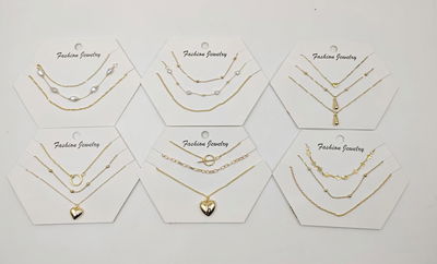SET DE COLLARES DORADOS X CARD