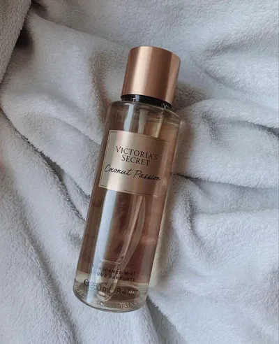 BODY SPLASH VICTORIA´S SECRET COCONUT PASSION 250 ML