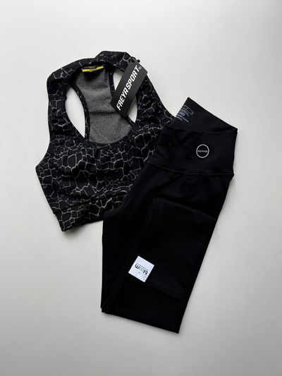 Conjunto: calza larga + top