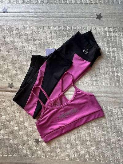 Conjunto: calza larga + top