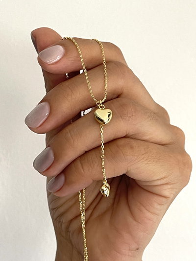 Conjunto estilo corbatero de corazones