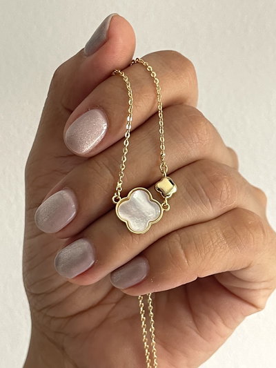 collar de trébol lucky clover nácar y liso