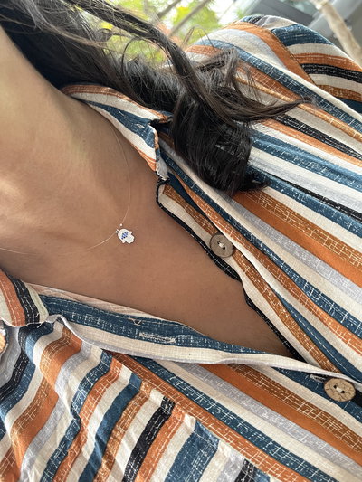 Choker invisible mano de Fátima 