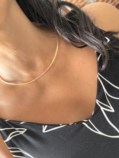 Collar de miyukis color beige