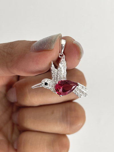 Dije colibrí cristal fucsia