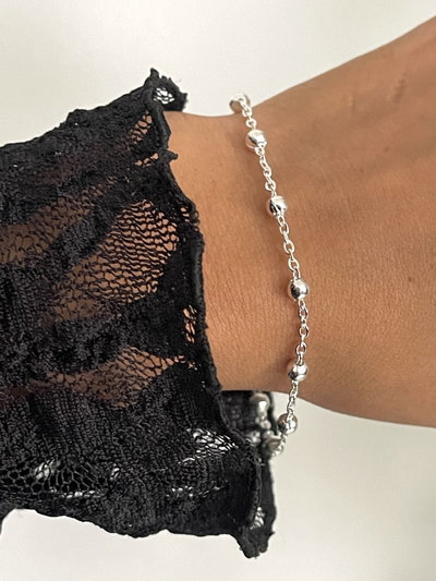 Pulsera cadena espejito con bolitas 