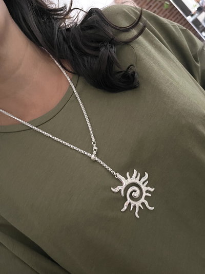 Collar corbatín dije sol