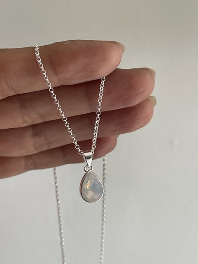 Conjunto cadenay dije gota ópalo