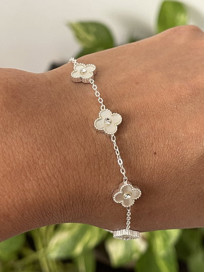 Pulsera  insipiracion van cleef trébol anacarado 