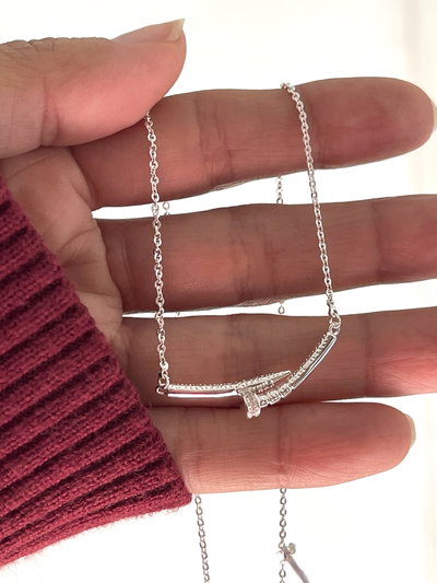 Collar “Juste un Clou” estilo clavo 